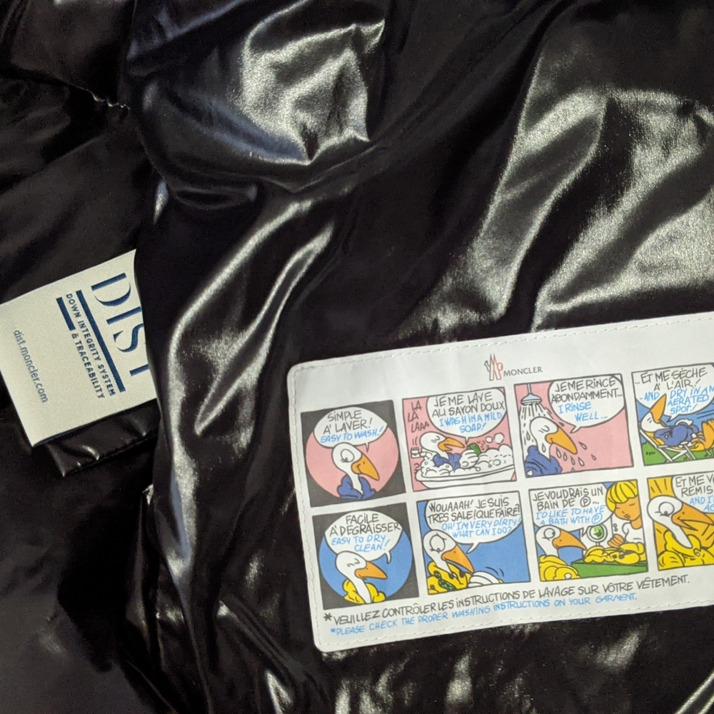 NEW Moncler Puffer Jacket - Picture 8 of 16